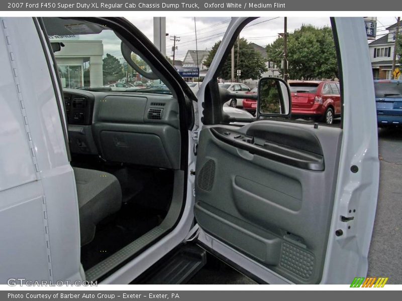 Oxford White / Medium Flint 2007 Ford F450 Super Duty XL Regular Cab Chassis Dump Truck