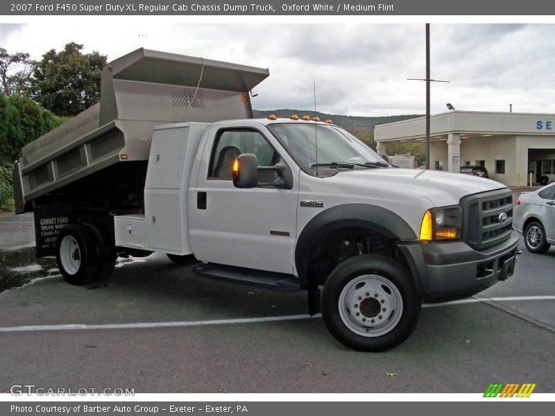 Oxford White / Medium Flint 2007 Ford F450 Super Duty XL Regular Cab Chassis Dump Truck