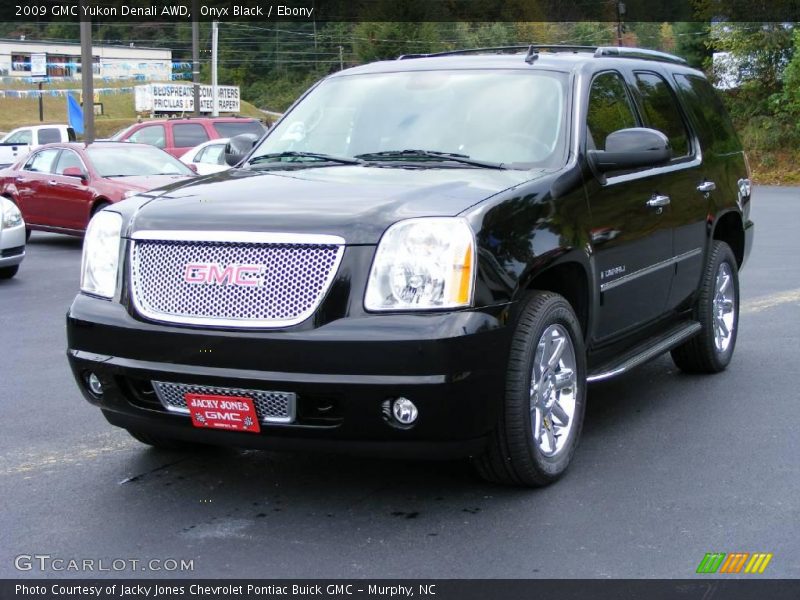 Onyx Black / Ebony 2009 GMC Yukon Denali AWD
