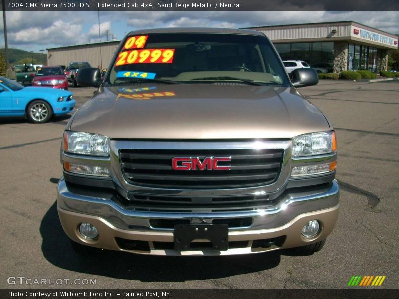 Sand Beige Metallic / Neutral 2004 GMC Sierra 2500HD SLE Extended Cab 4x4