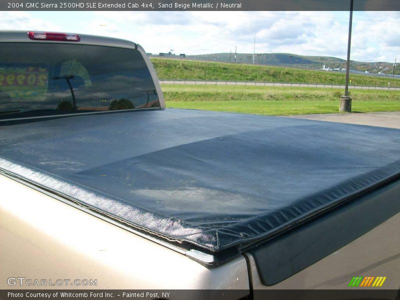 Sand Beige Metallic / Neutral 2004 GMC Sierra 2500HD SLE Extended Cab 4x4