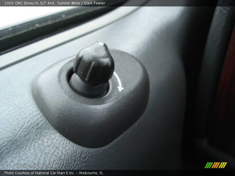 Summit White / Dark Pewter 2003 GMC Envoy XL SLT 4x4
