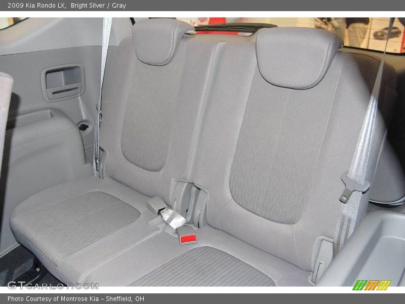 Bright Silver / Gray 2009 Kia Rondo LX