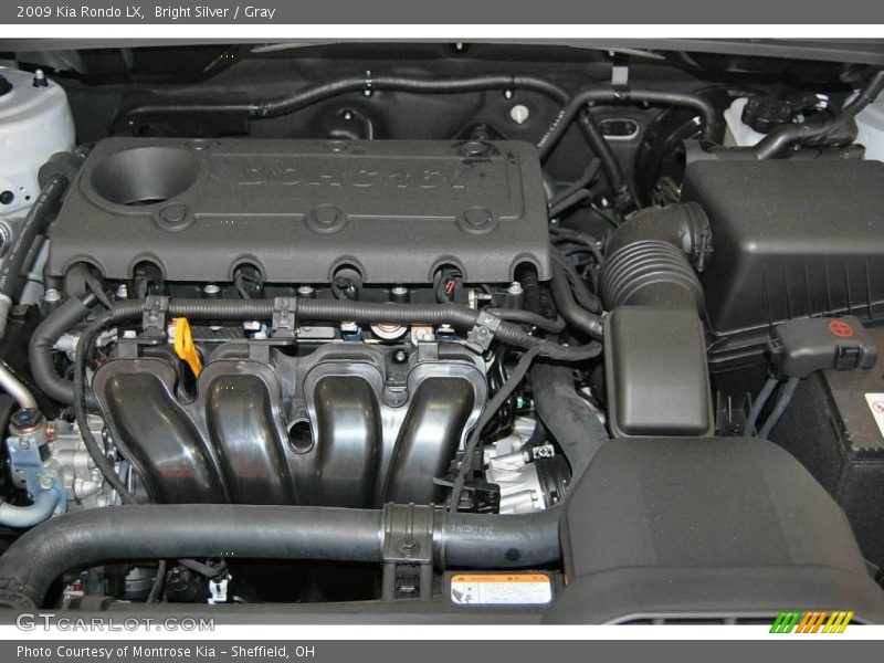 Bright Silver / Gray 2009 Kia Rondo LX