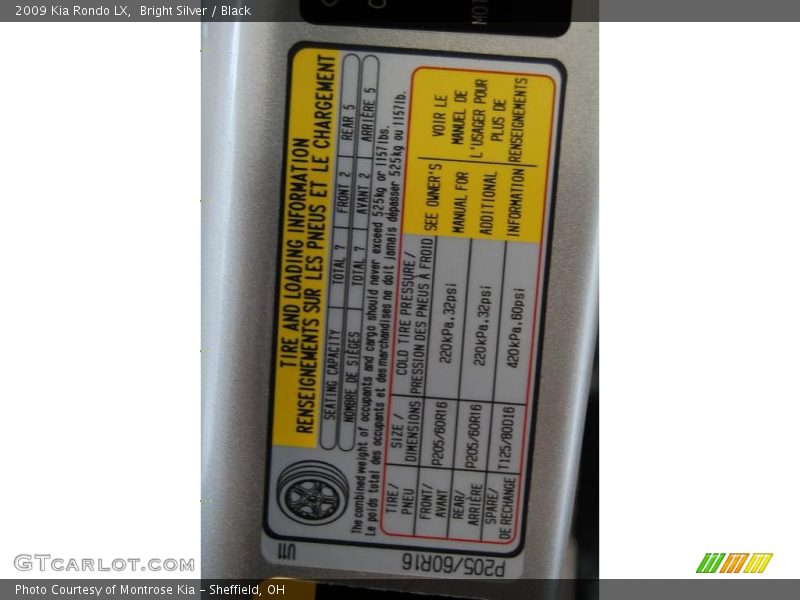 Bright Silver / Black 2009 Kia Rondo LX