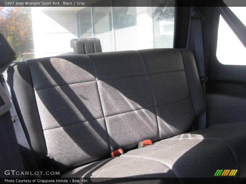 Black / Gray 1997 Jeep Wrangler Sport 4x4