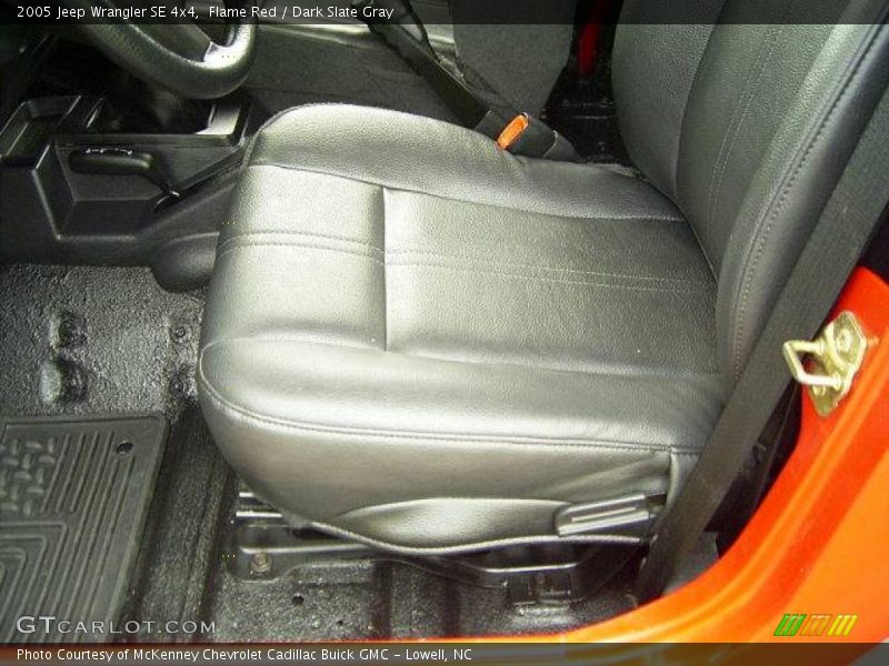Flame Red / Dark Slate Gray 2005 Jeep Wrangler SE 4x4