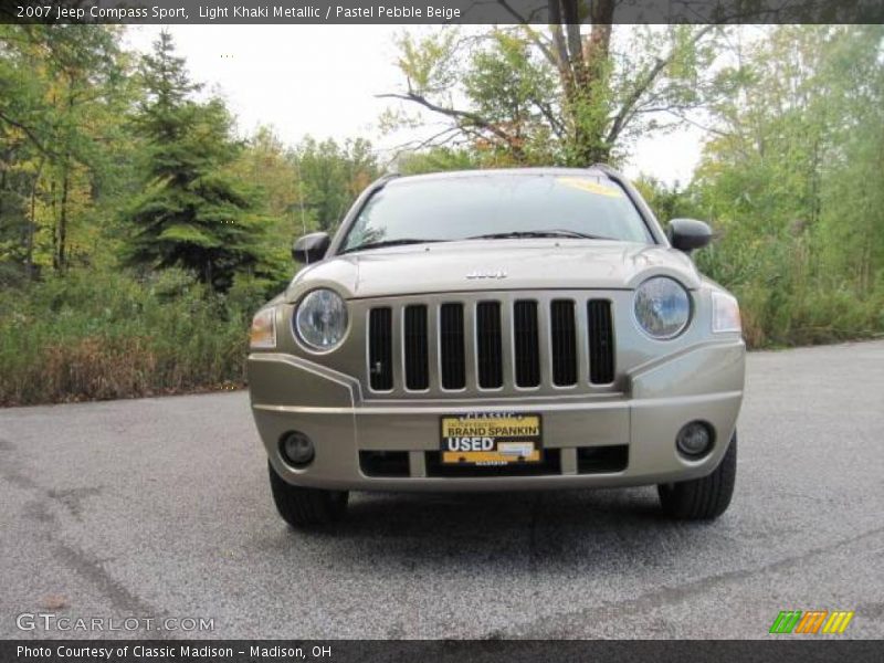 Light Khaki Metallic / Pastel Pebble Beige 2007 Jeep Compass Sport