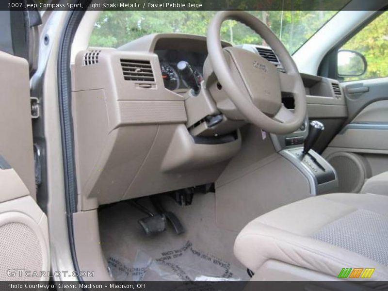 Light Khaki Metallic / Pastel Pebble Beige 2007 Jeep Compass Sport