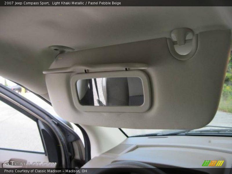 Light Khaki Metallic / Pastel Pebble Beige 2007 Jeep Compass Sport