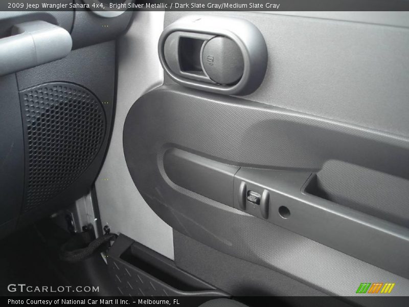 Bright Silver Metallic / Dark Slate Gray/Medium Slate Gray 2009 Jeep Wrangler Sahara 4x4