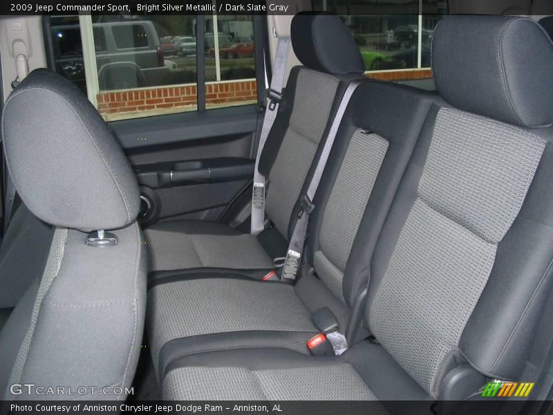 Bright Silver Metallic / Dark Slate Gray 2009 Jeep Commander Sport
