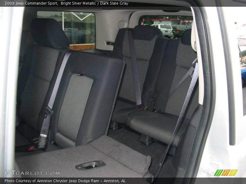 Bright Silver Metallic / Dark Slate Gray 2009 Jeep Commander Sport