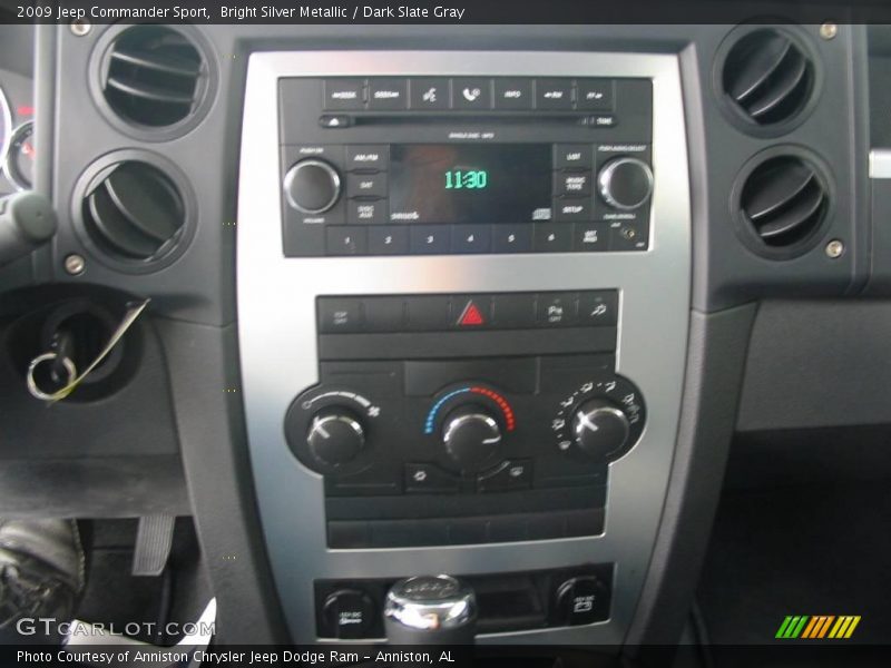 Bright Silver Metallic / Dark Slate Gray 2009 Jeep Commander Sport