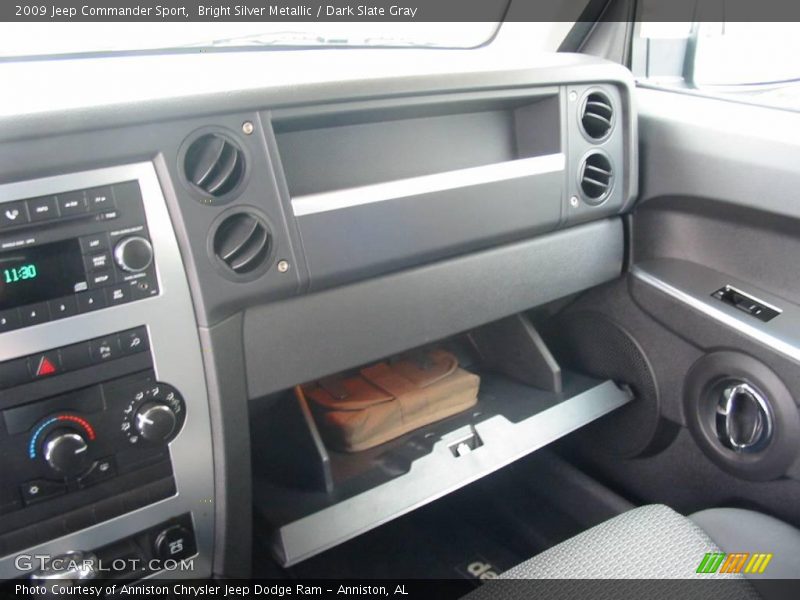 Bright Silver Metallic / Dark Slate Gray 2009 Jeep Commander Sport