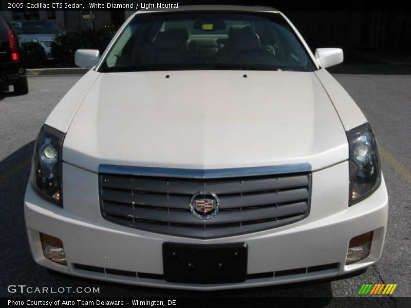 White Diamond / Light Neutral 2005 Cadillac CTS Sedan