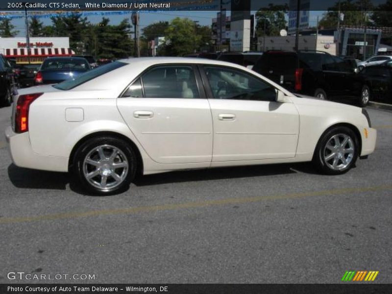 White Diamond / Light Neutral 2005 Cadillac CTS Sedan