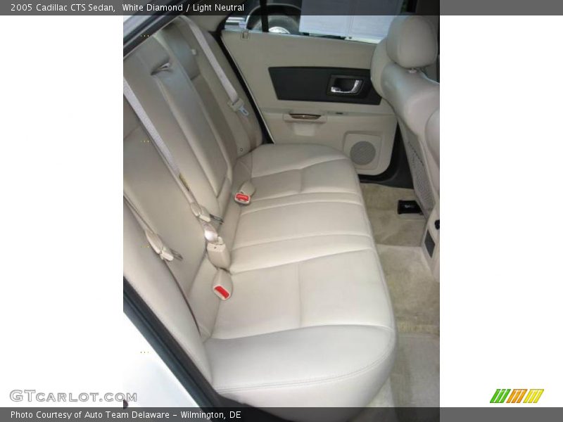 White Diamond / Light Neutral 2005 Cadillac CTS Sedan