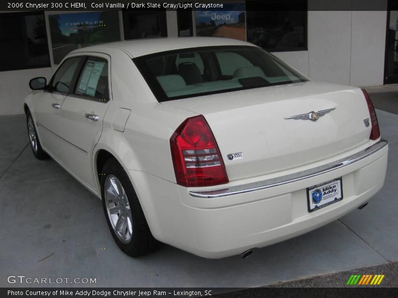 Cool Vanilla / Dark Slate Gray/Light Graystone 2006 Chrysler 300 C HEMI