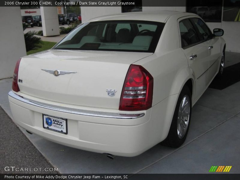 Cool Vanilla / Dark Slate Gray/Light Graystone 2006 Chrysler 300 C HEMI