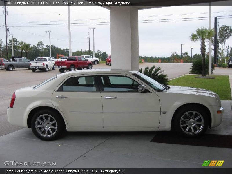 Cool Vanilla / Dark Slate Gray/Light Graystone 2006 Chrysler 300 C HEMI