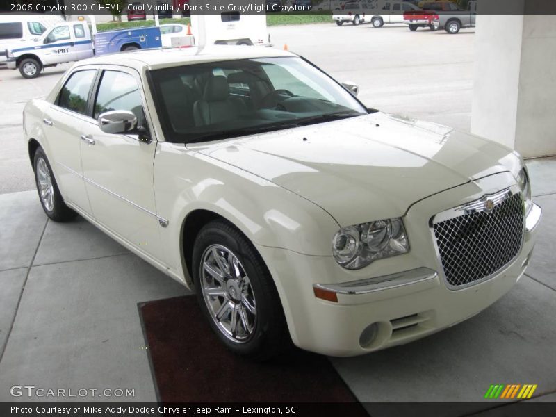 Cool Vanilla / Dark Slate Gray/Light Graystone 2006 Chrysler 300 C HEMI