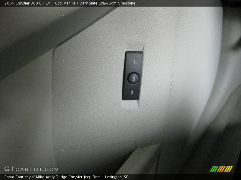 Cool Vanilla / Dark Slate Gray/Light Graystone 2006 Chrysler 300 C HEMI