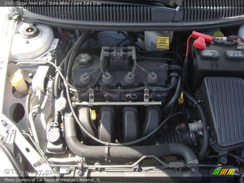 Stone White / Dark Slate Gray 2005 Dodge Neon SXT