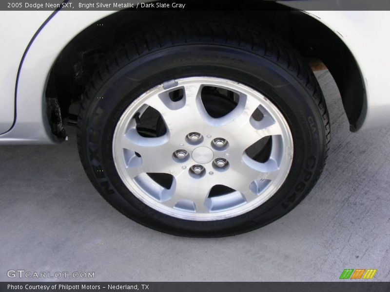 Bright Silver Metallic / Dark Slate Gray 2005 Dodge Neon SXT