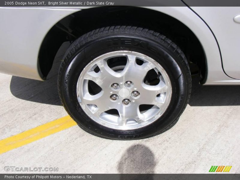 Bright Silver Metallic / Dark Slate Gray 2005 Dodge Neon SXT