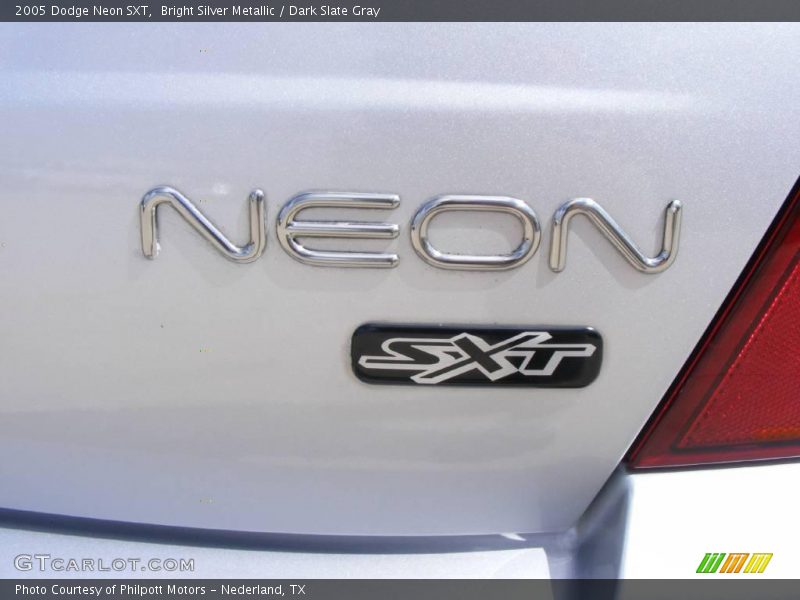 Bright Silver Metallic / Dark Slate Gray 2005 Dodge Neon SXT