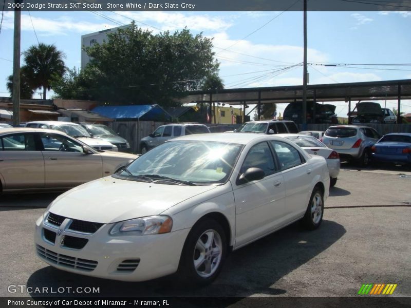 Stone White / Dark Slate Grey 2006 Dodge Stratus SXT Sedan
