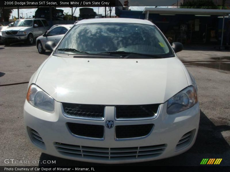 Stone White / Dark Slate Grey 2006 Dodge Stratus SXT Sedan