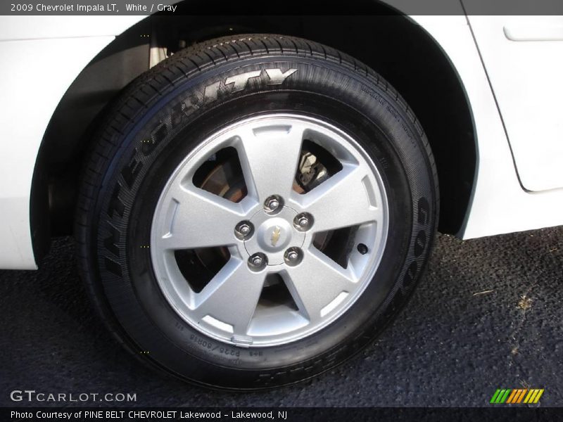 White / Gray 2009 Chevrolet Impala LT