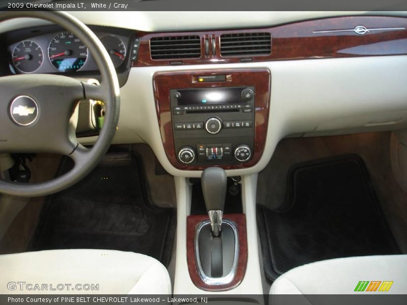 White / Gray 2009 Chevrolet Impala LT