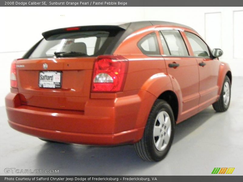 Sunburst Orange Pearl / Pastel Pebble Beige 2008 Dodge Caliber SE