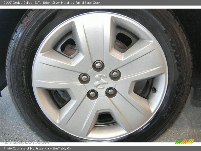 Bright Silver Metallic / Pastel Slate Gray 2007 Dodge Caliber SXT
