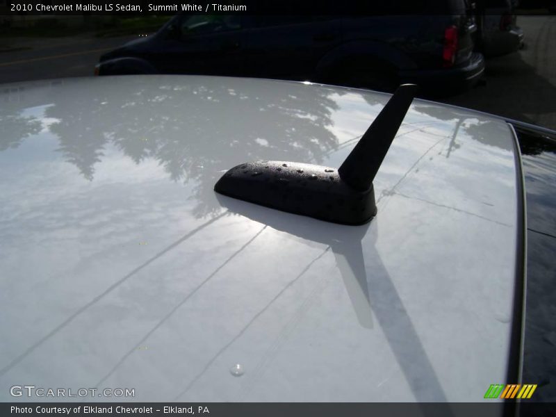 Summit White / Titanium 2010 Chevrolet Malibu LS Sedan