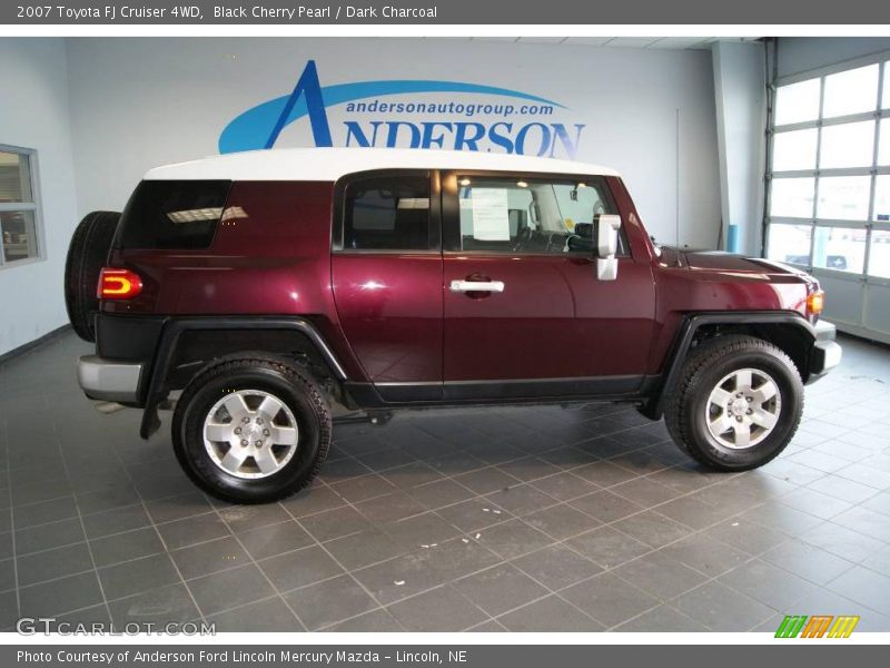 Black Cherry Pearl / Dark Charcoal 2007 Toyota FJ Cruiser 4WD