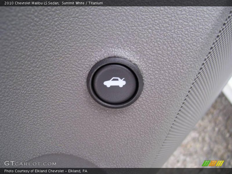 Summit White / Titanium 2010 Chevrolet Malibu LS Sedan