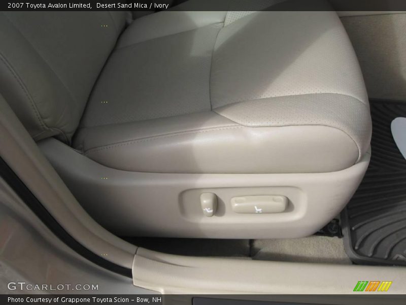Desert Sand Mica / Ivory 2007 Toyota Avalon Limited