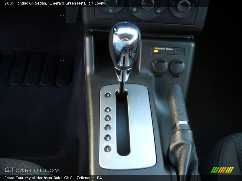 Emerald Green Metallic / Ebony 2006 Pontiac G6 Sedan