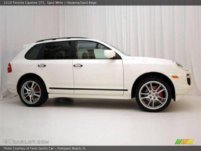 Sand White / Havanna/Sand Beige 2010 Porsche Cayenne GTS
