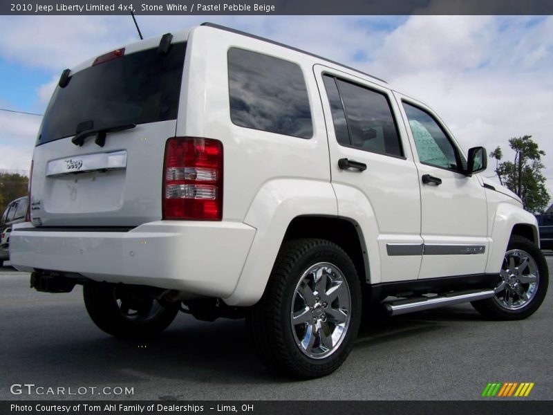 Stone White / Pastel Pebble Beige 2010 Jeep Liberty Limited 4x4