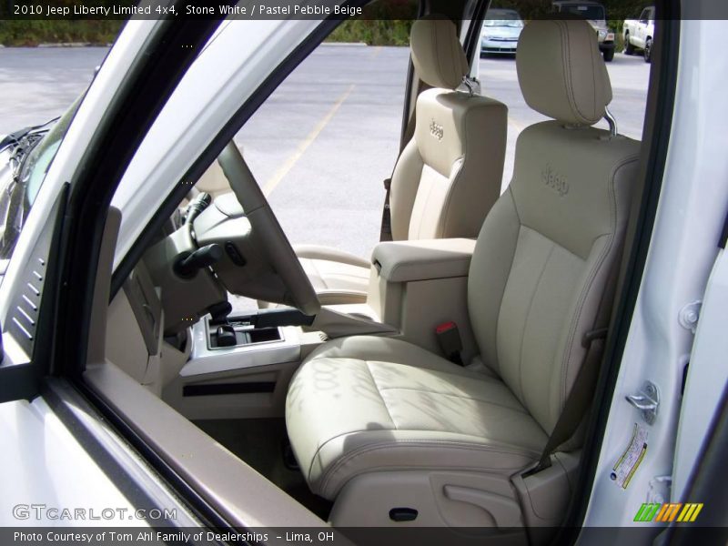 Stone White / Pastel Pebble Beige 2010 Jeep Liberty Limited 4x4