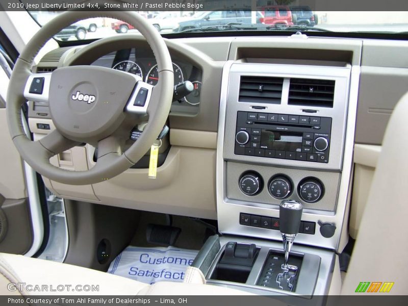 Stone White / Pastel Pebble Beige 2010 Jeep Liberty Limited 4x4