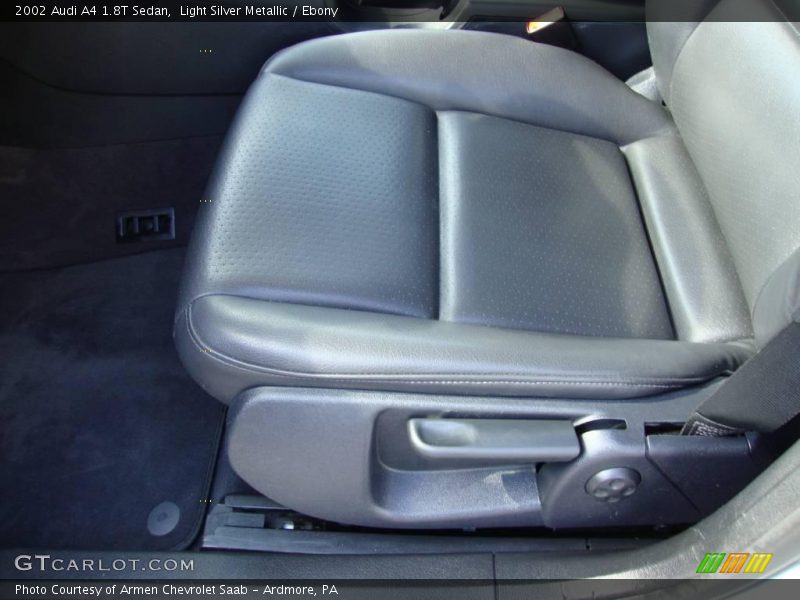 Light Silver Metallic / Ebony 2002 Audi A4 1.8T Sedan