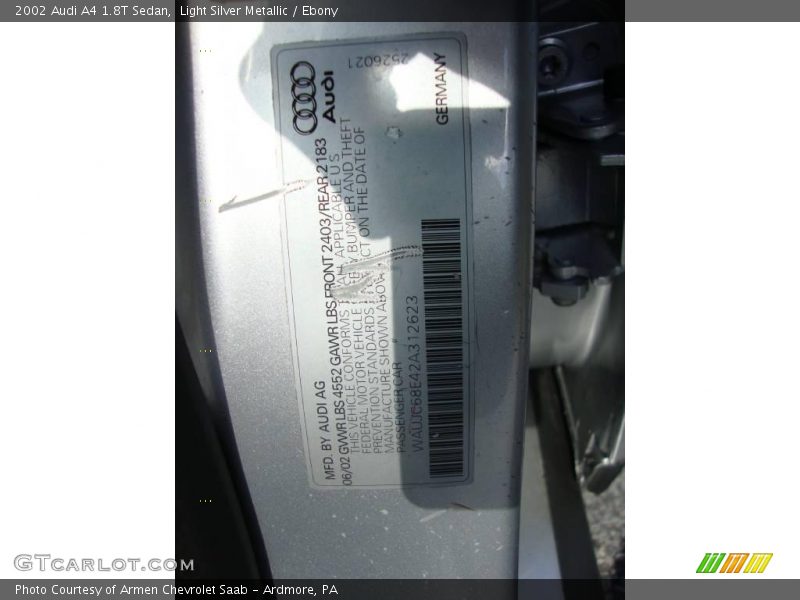 Light Silver Metallic / Ebony 2002 Audi A4 1.8T Sedan