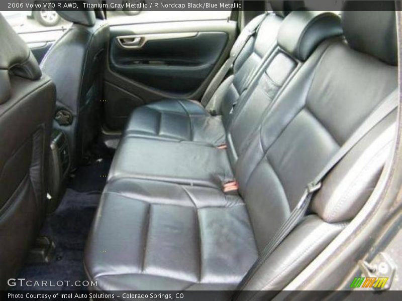 Titanium Gray Metallic / R Nordcap Black/Blue Metallic 2006 Volvo V70 R AWD