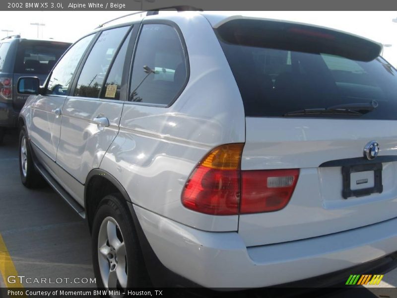 Alpine White / Beige 2002 BMW X5 3.0i
